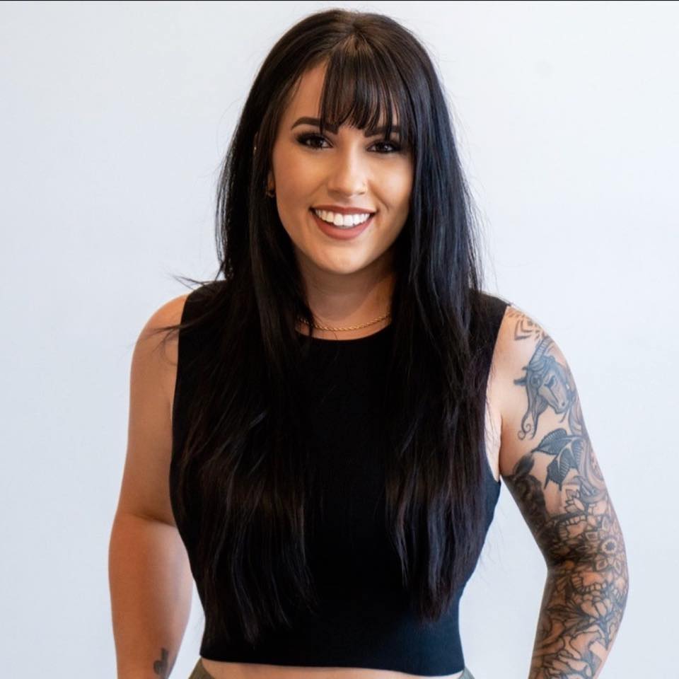 473423422_2547013465508838_6480205283131230273_n chloe cote realtor